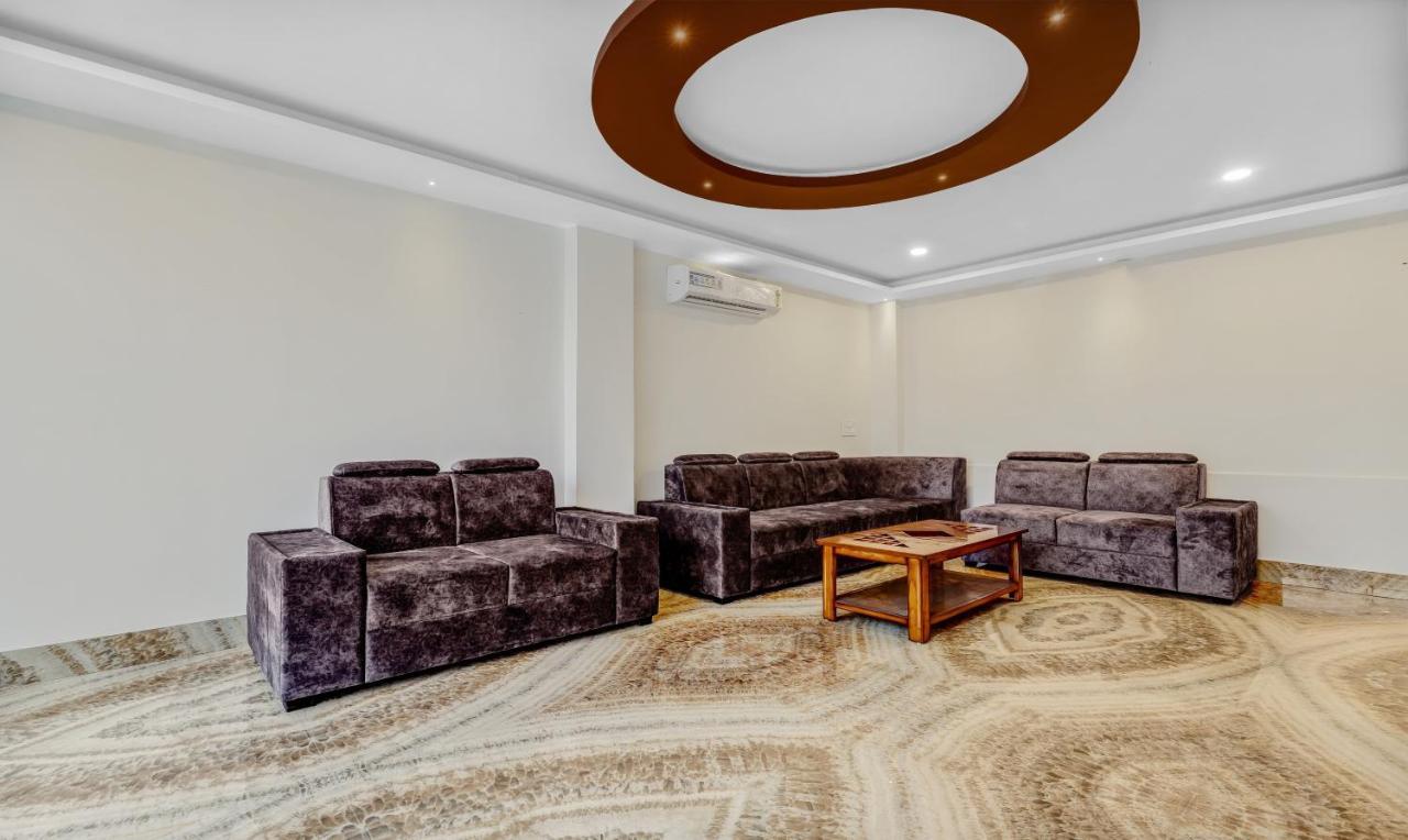 Treebo Hotel Mobi Vip Airport Гувахати Екстериор снимка